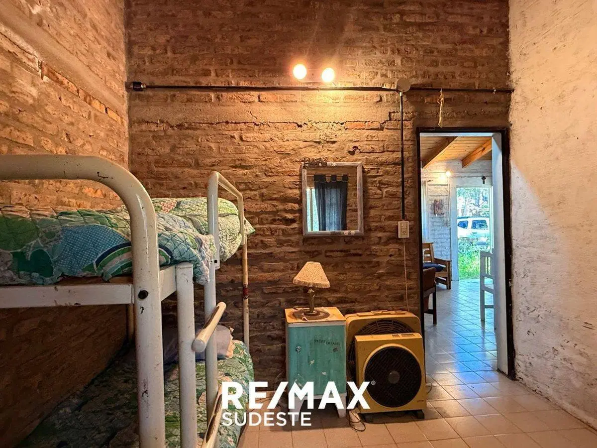 VENTA Casa mas 2Dtos Barrio LAS DUNAS M.Hzo 5