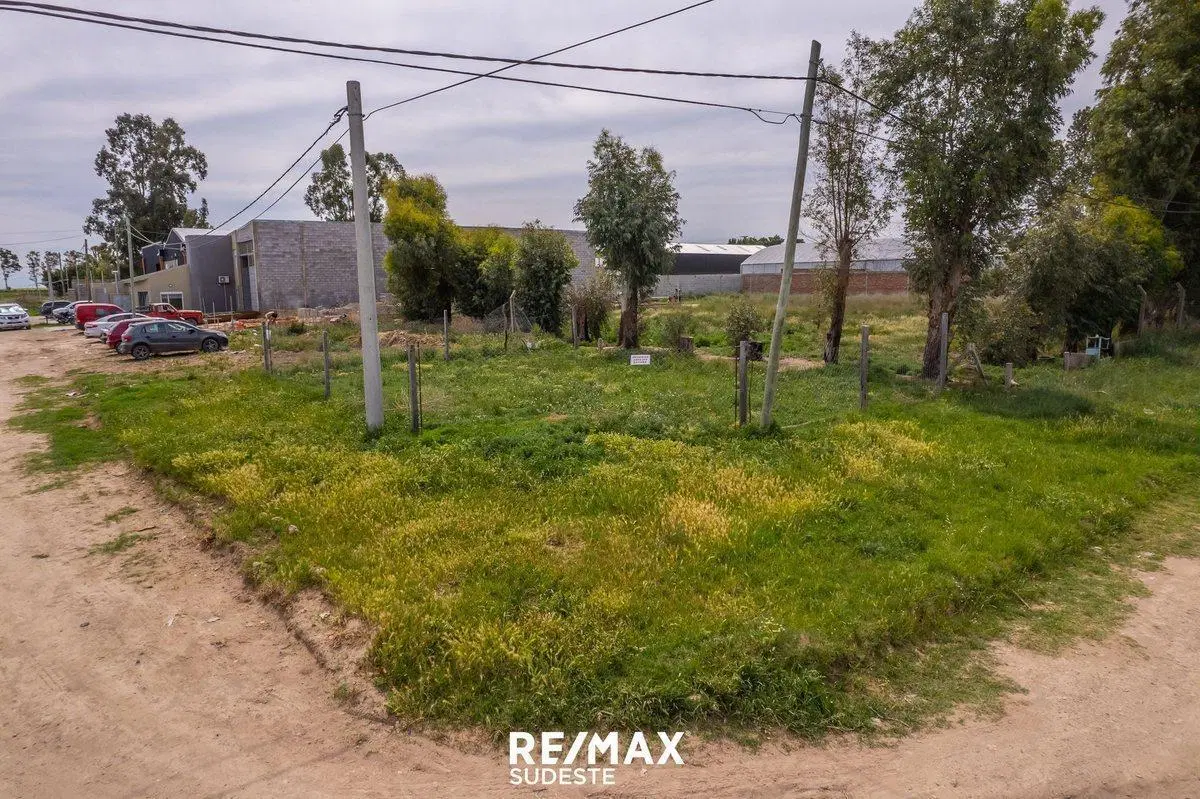 VENTA LOTE ESQUINA PANAMA Y BONNAT 2