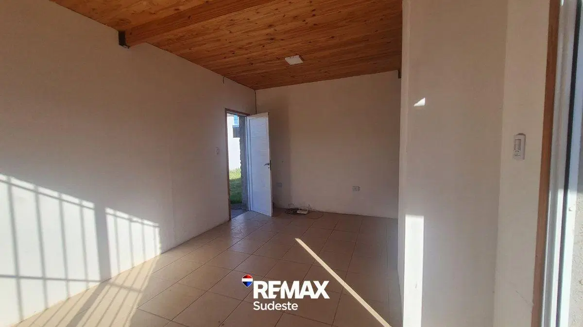Se vende casa de 3 dormitorios en Aldea Romana 2