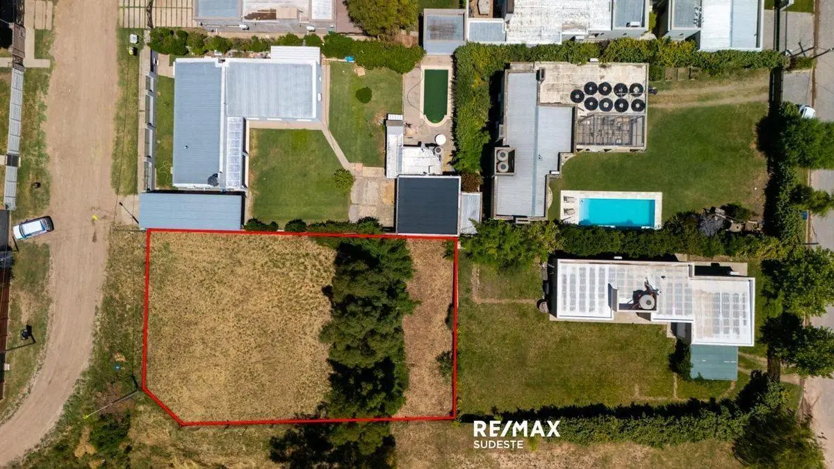VENTA LOTE B° PATAGONIA LLANKETRUZ Y AV CIRCUNVAL 2