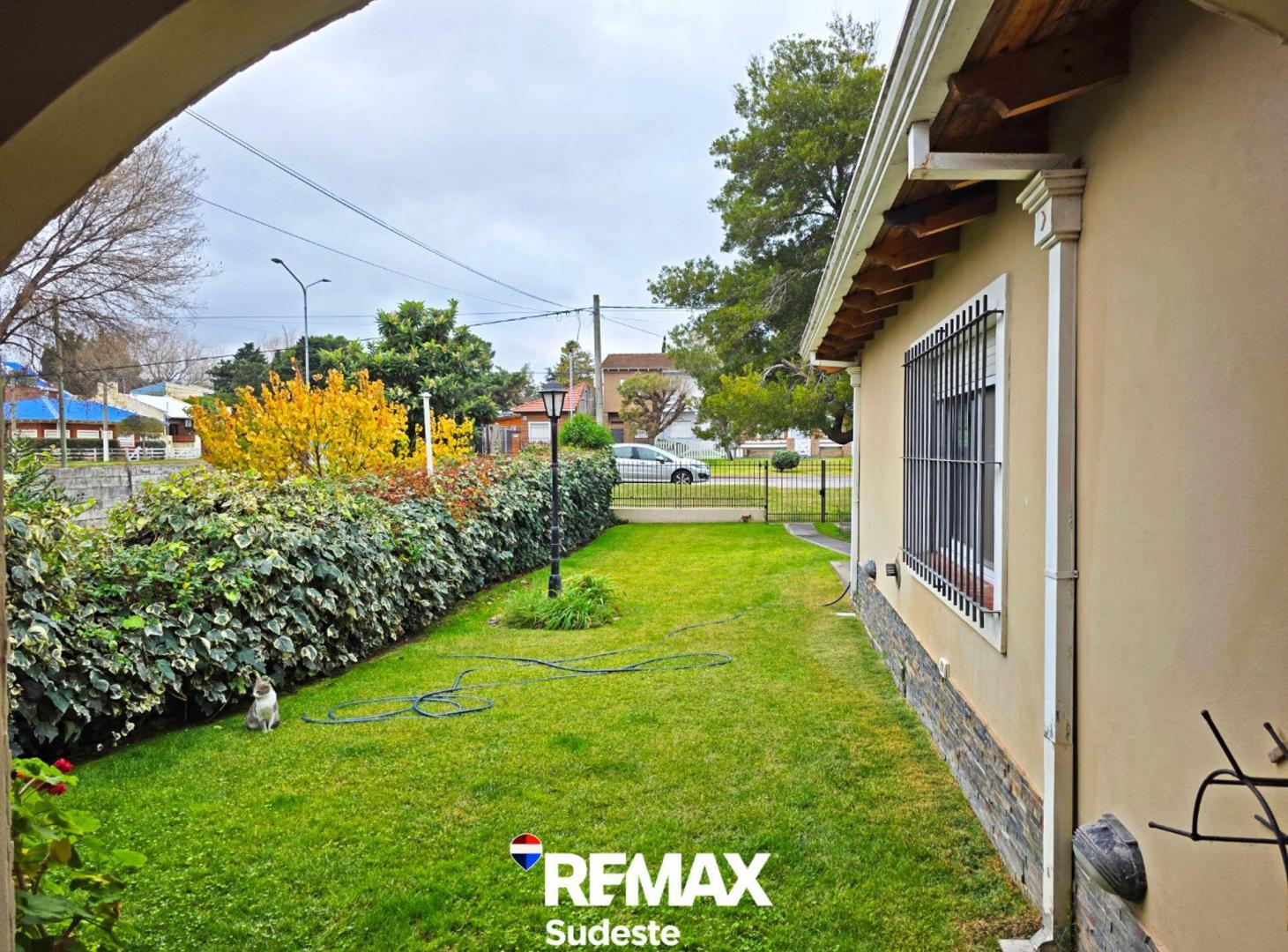 Foto de Casa con jardín. APTA CREDITO. Monte Hermoso, imagen 3