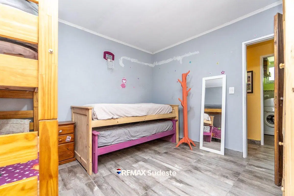 Hermosa casa con pileta 4
