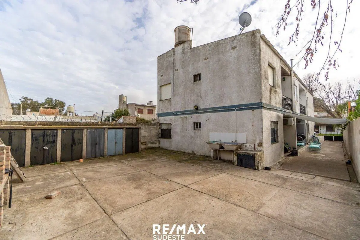 DEPARTAMENTO  PLANTA BAJA EN VENTA MONTE HERMOSO 3