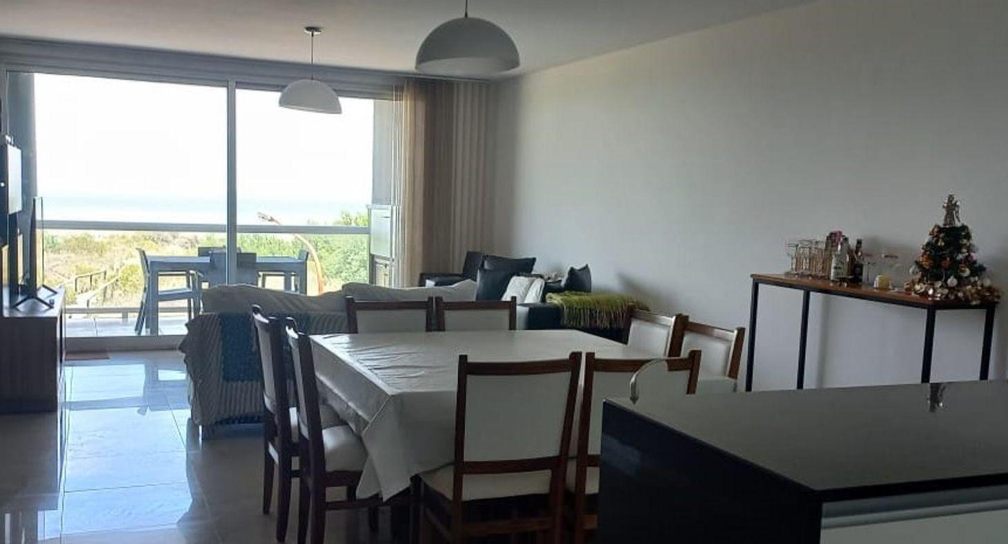 Venta de dpto de 3 dorm en  Monte Hermoso del Este