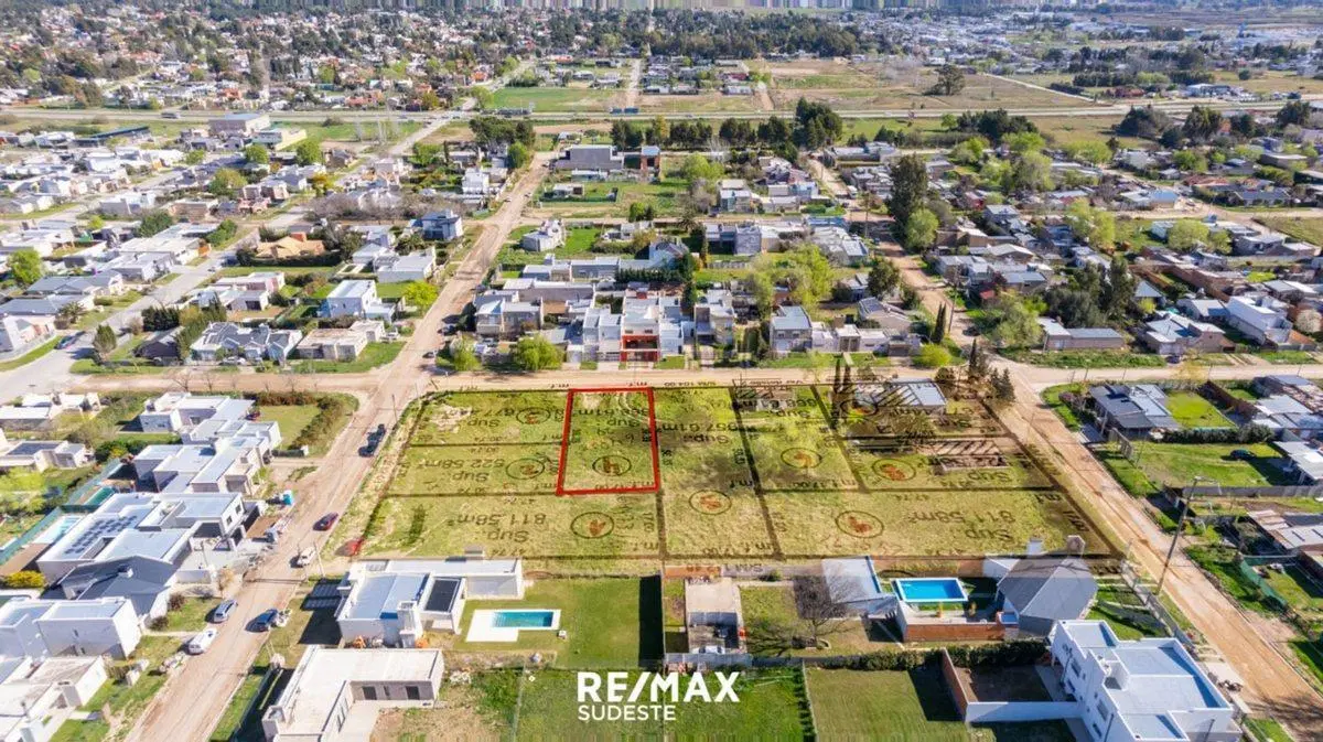 LOTE EN ALDEA ROMANA SOBRE HERNANDARIAS 2