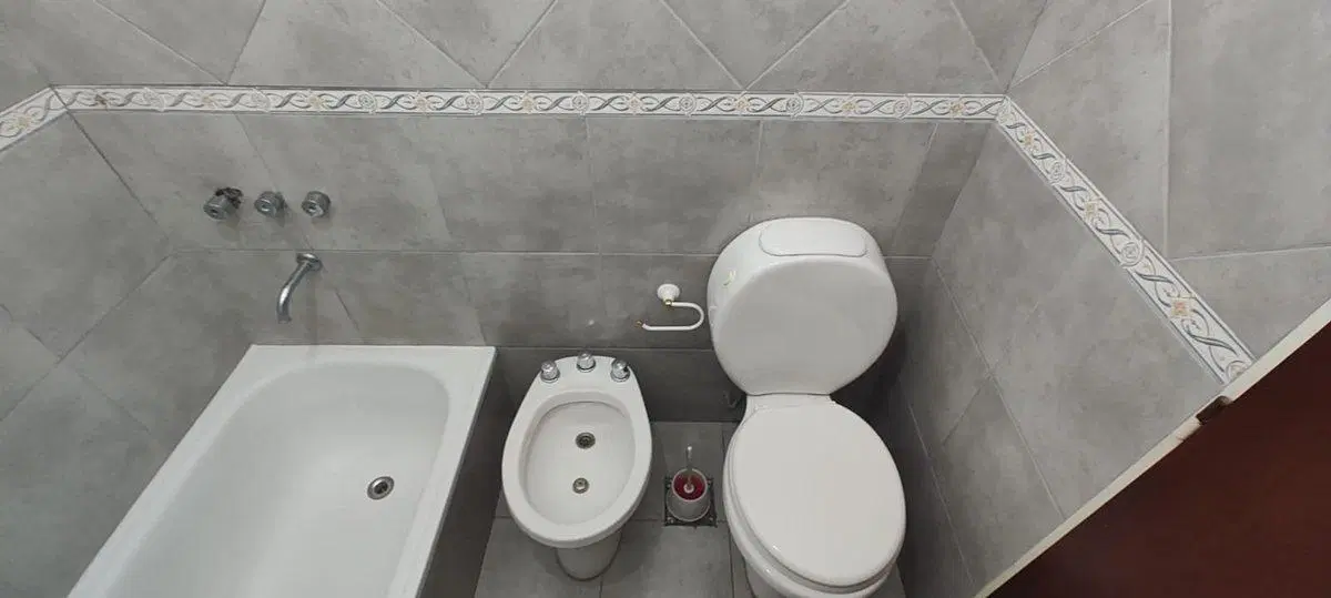 DPTO DOS DORMIS CON COCHERA EN VENTA 4
