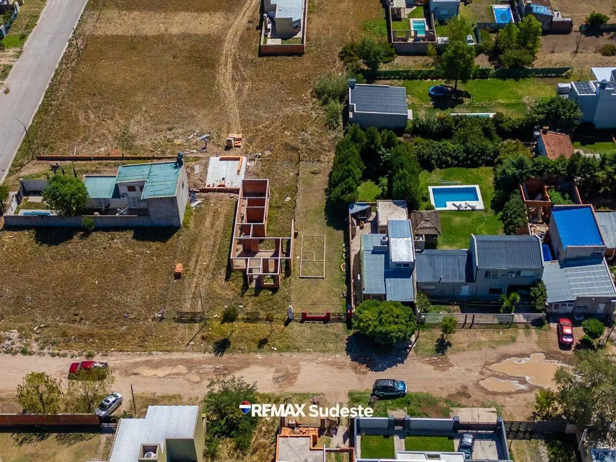 VENTA LOTE BARRIO LOS HORNEROS 2