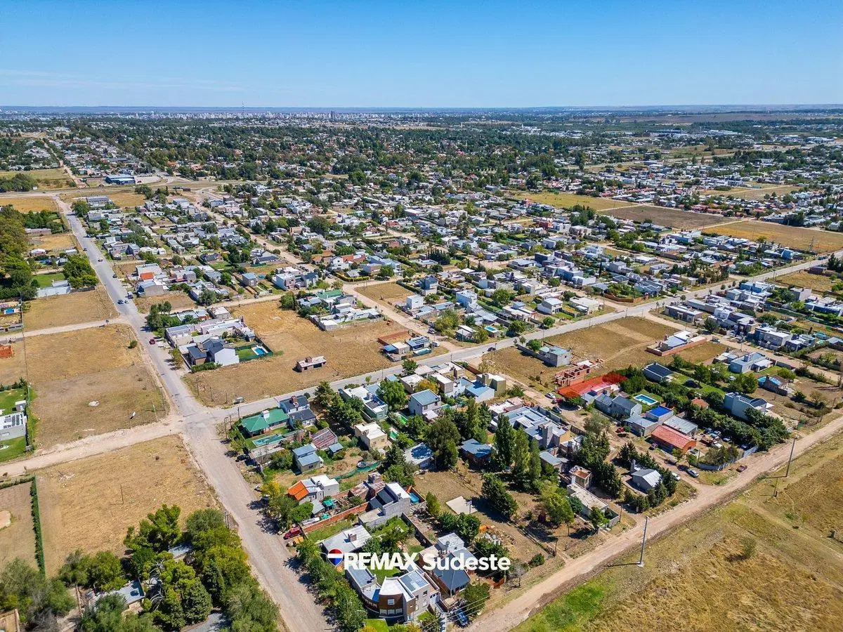 VENTA LOTE BARRIO LOS HORNEROS 4