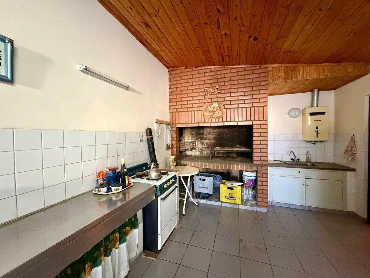 CASA EN VIAMONTE AL 2000 3