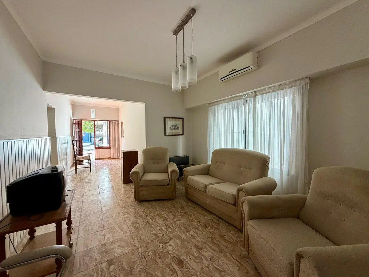 CASA  APTA CREDITO EN SAAVEDRA 1021 5