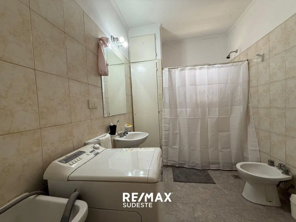 CASA EN VENTA  EN ING. WHITE 3