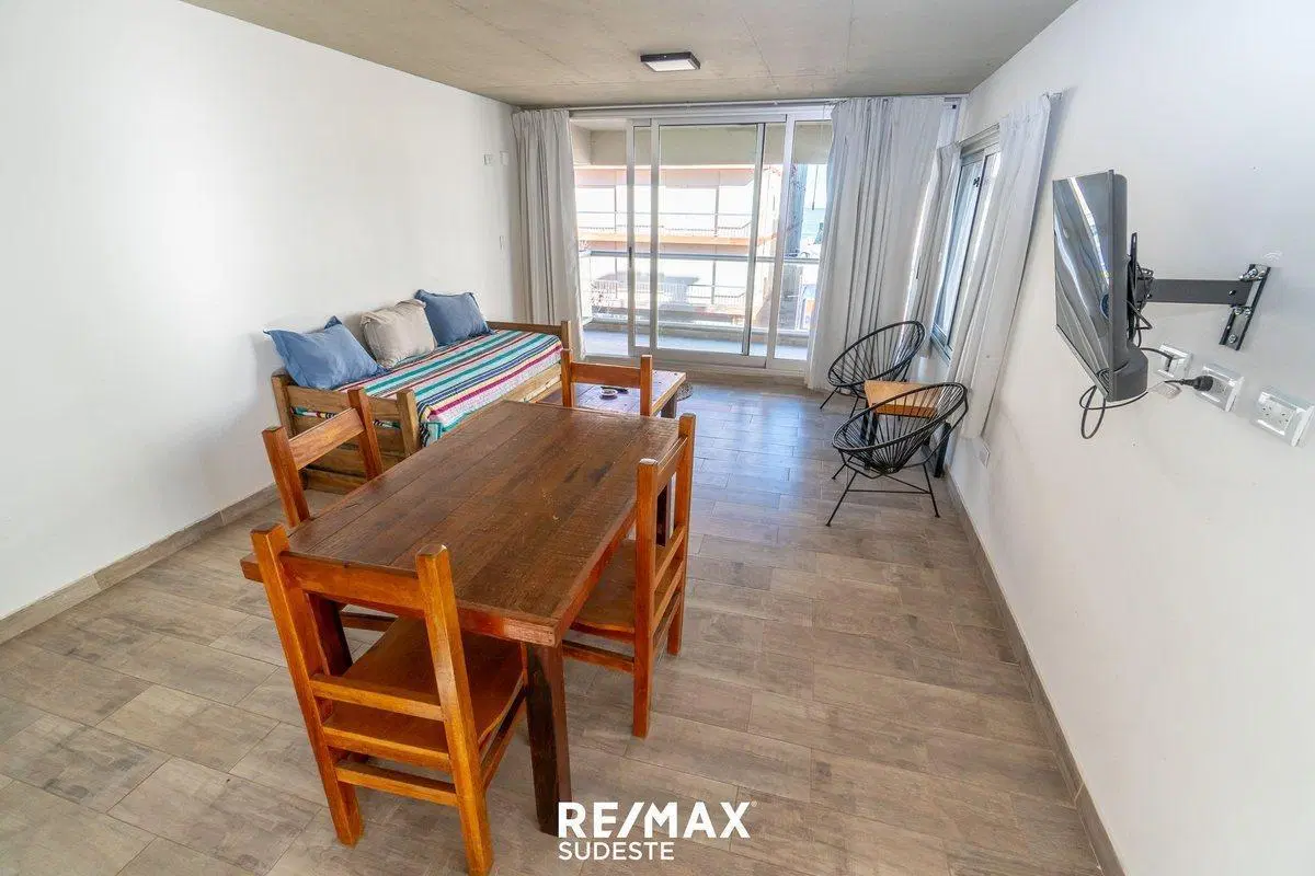 Venta Departamento 1 Dormitorio Monte Hermoso 2
