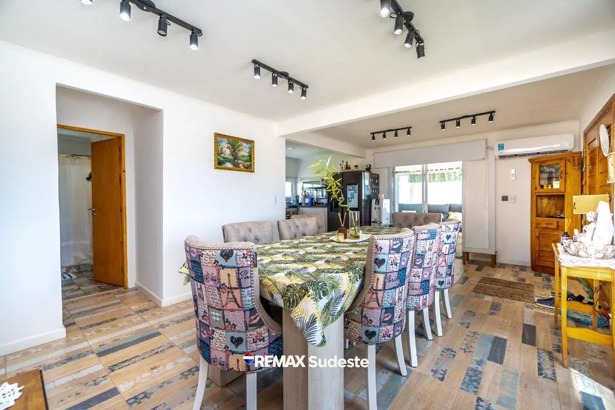 Casa moderna en venta en La Huella!! 4