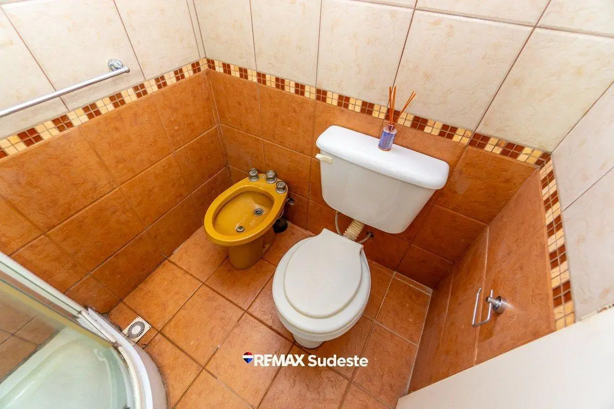 2 CASAS EN VENTA - BARRIO GRUMBEIN 3