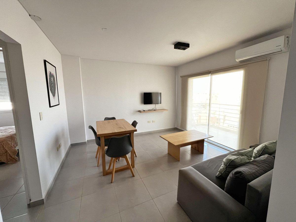 Foto de VENTA DEPTO 1 DORMITORIO CENTRO - SAAVEDRA 118, imagen 1