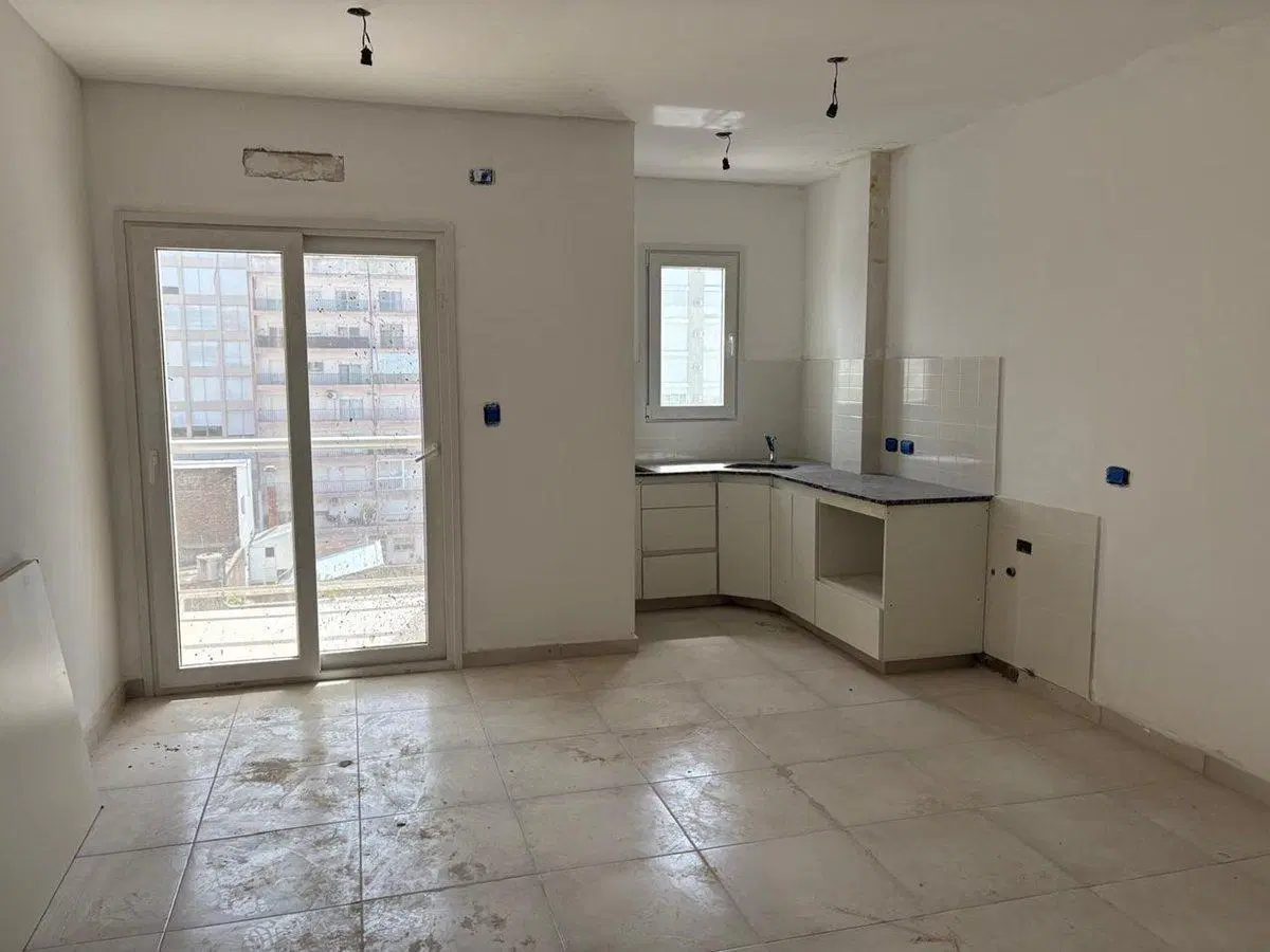 VENTA FUNCIONAL EN CASTELLI 165, A ESTRENAR 3