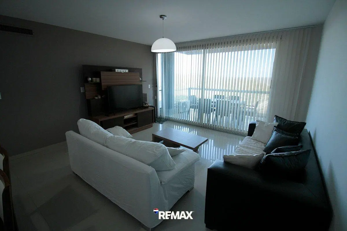 VENTA DE DEPARTAMENTE FRENTE AL MAR EN MH DEL ESTE 3