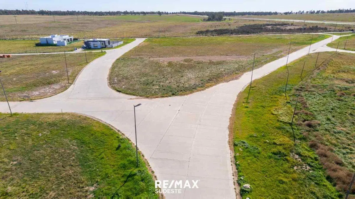 LOTE EN VENTA EN BARRIO LA BARRANCA 4