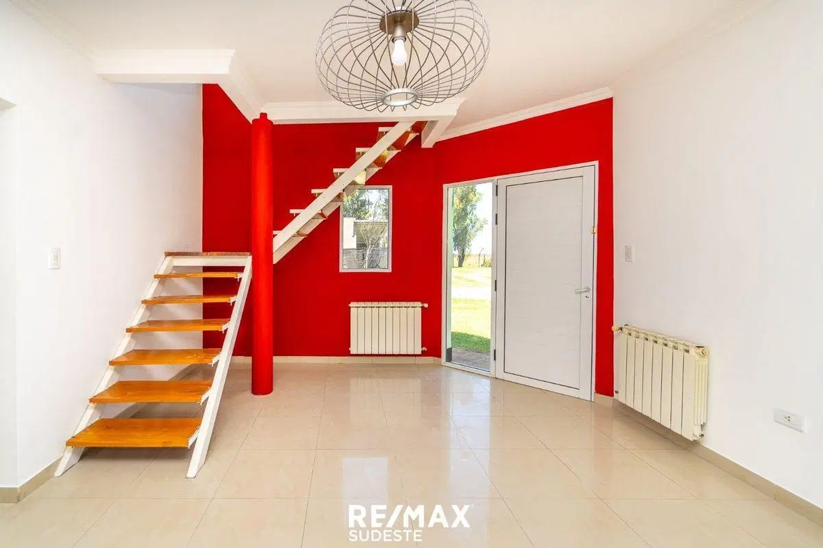 VENTA HERMOSA CASA EN BARRIO PAGO CHICO 4