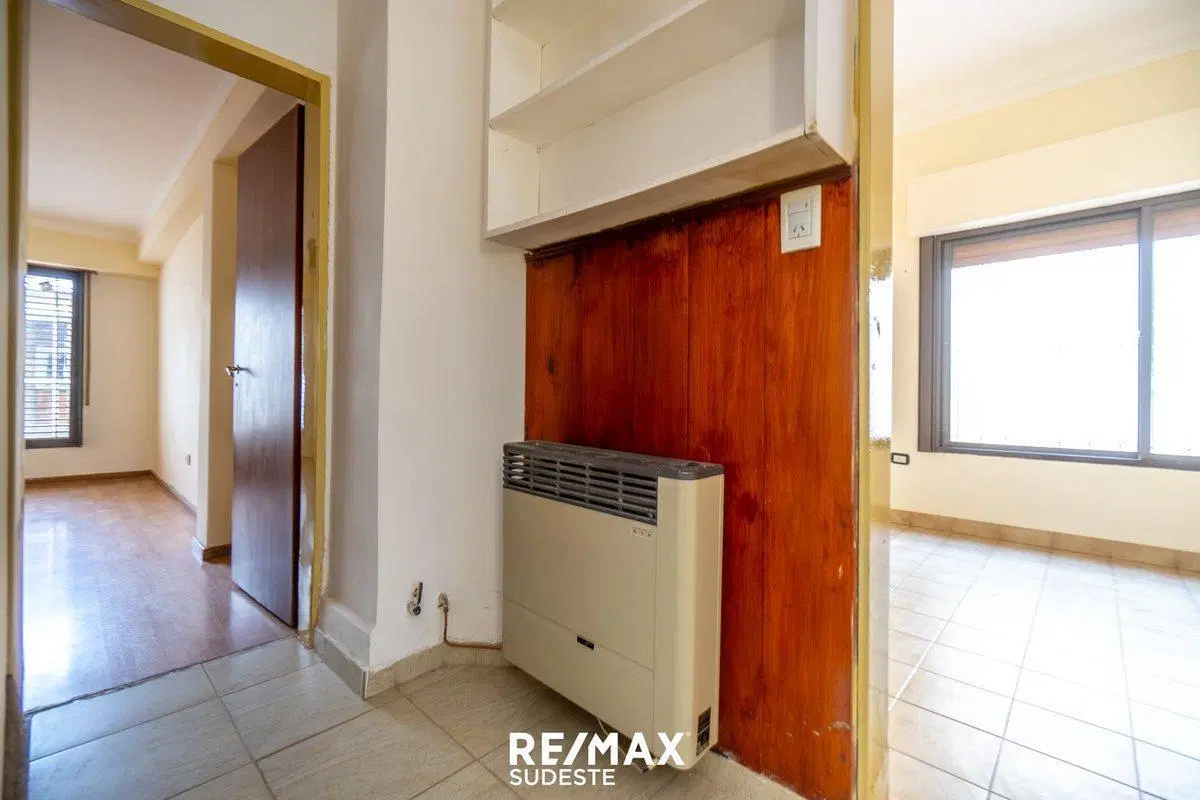 VENTA CASA CARONTI 700 ESPECTACULAR UBICACIÓN 5