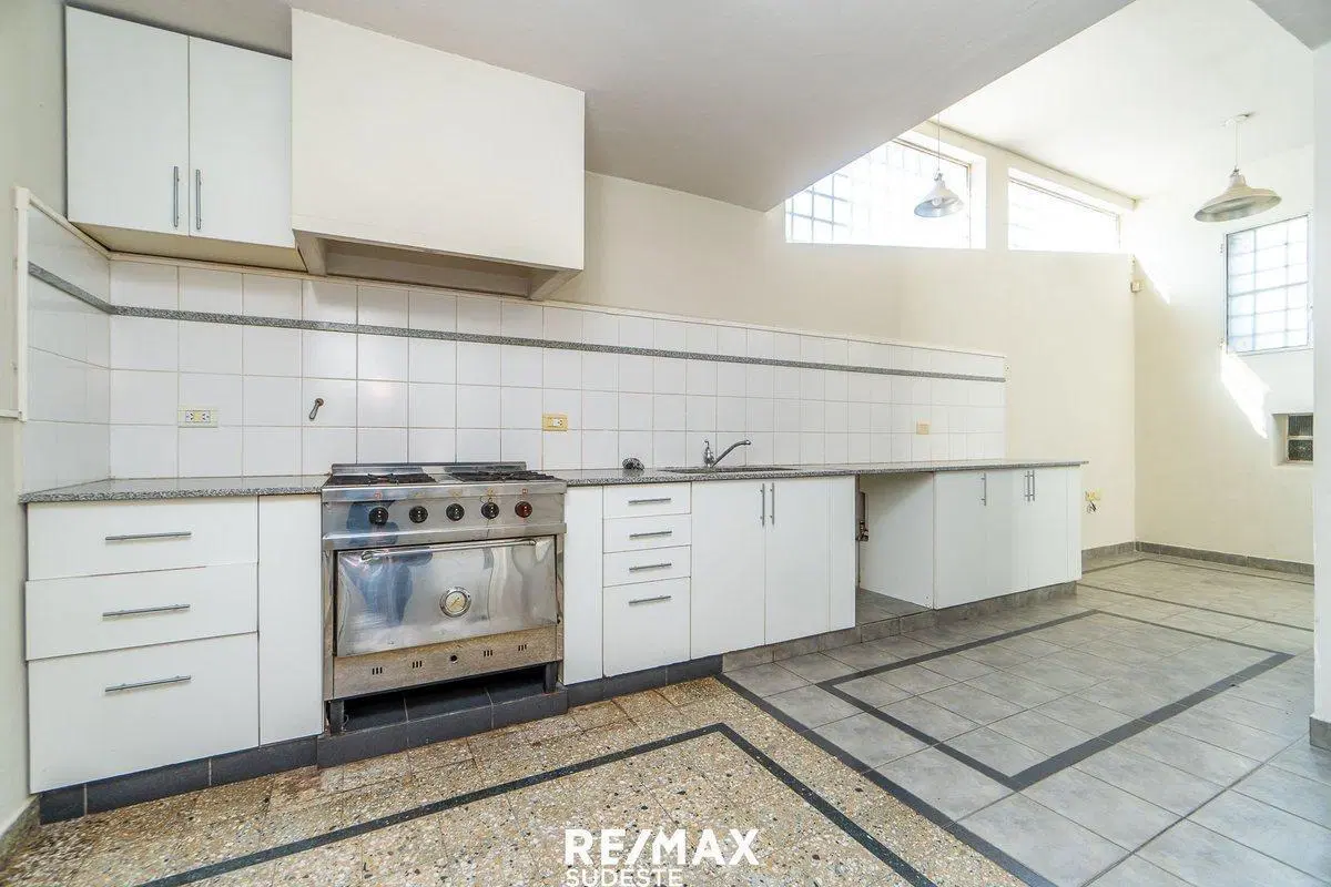 VENTA CASA DE ALTO - PLENO CENTRO-APTA CREDITO 5