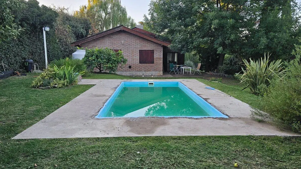 BARRIO GOLF  CASA CON GRAN PARQUE !! 5