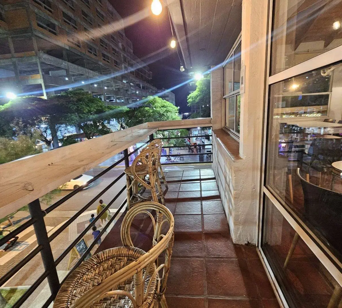 LOCAL EN VENTA EN MONTE HERMOSO 2