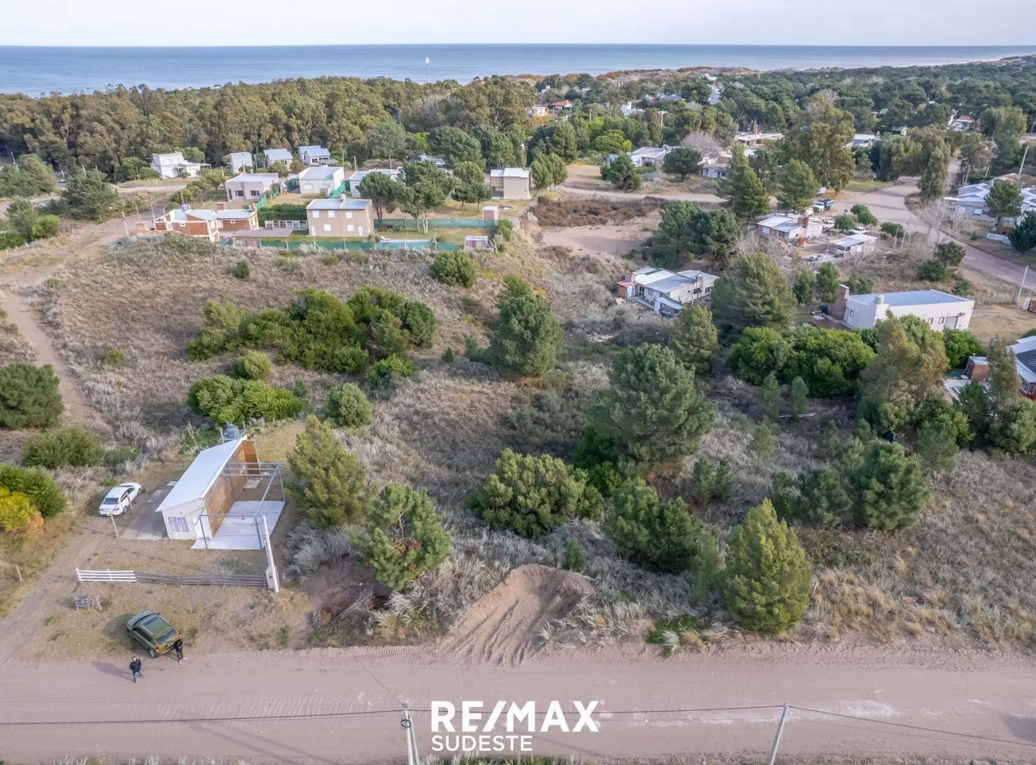LOTE AMPLIO LOTE ENBARRIO DUFAUR  ZONA ESTRATEGICA 4