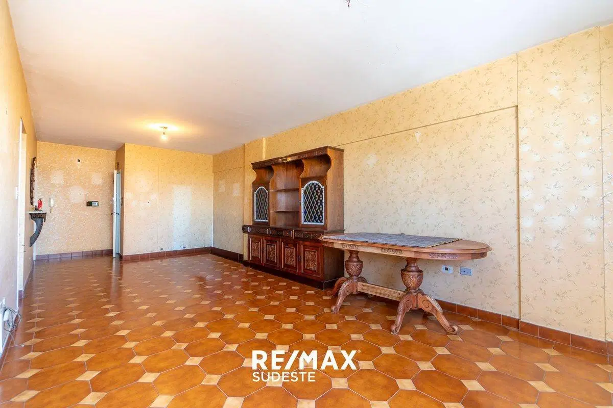 VENTA- DEPARTAMENTO 3 DORMITORIOS -CENTRO 4