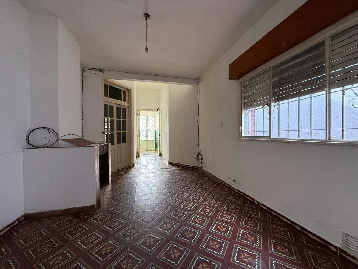 Casa céntrica 2 dormitorios con patio apta crédito 4