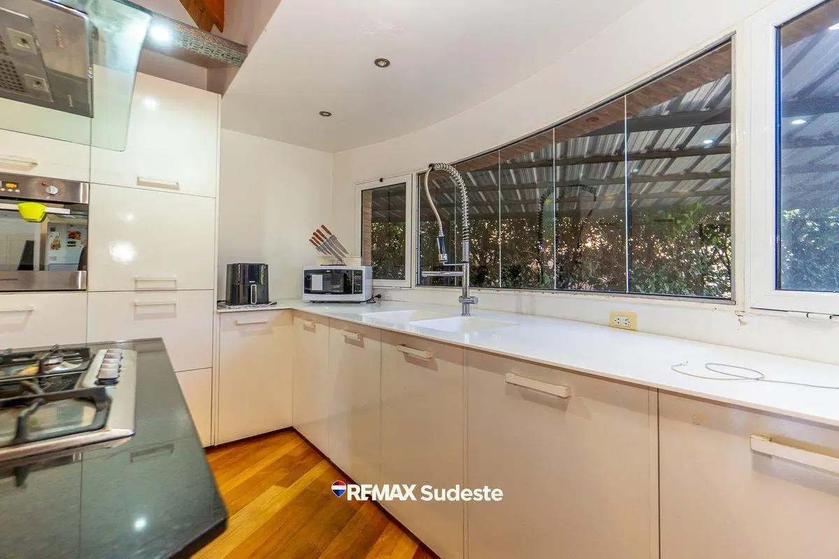 CASA EN BARRIO PRIVADO SOLARES NORTE 5