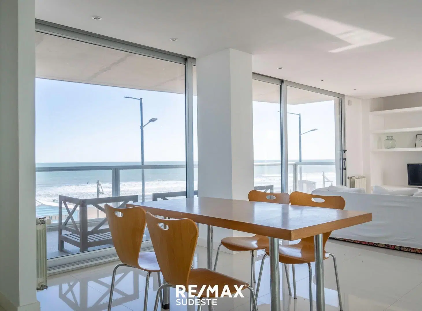 Departamento de 3 dormitorios en Monte Hermoso 5