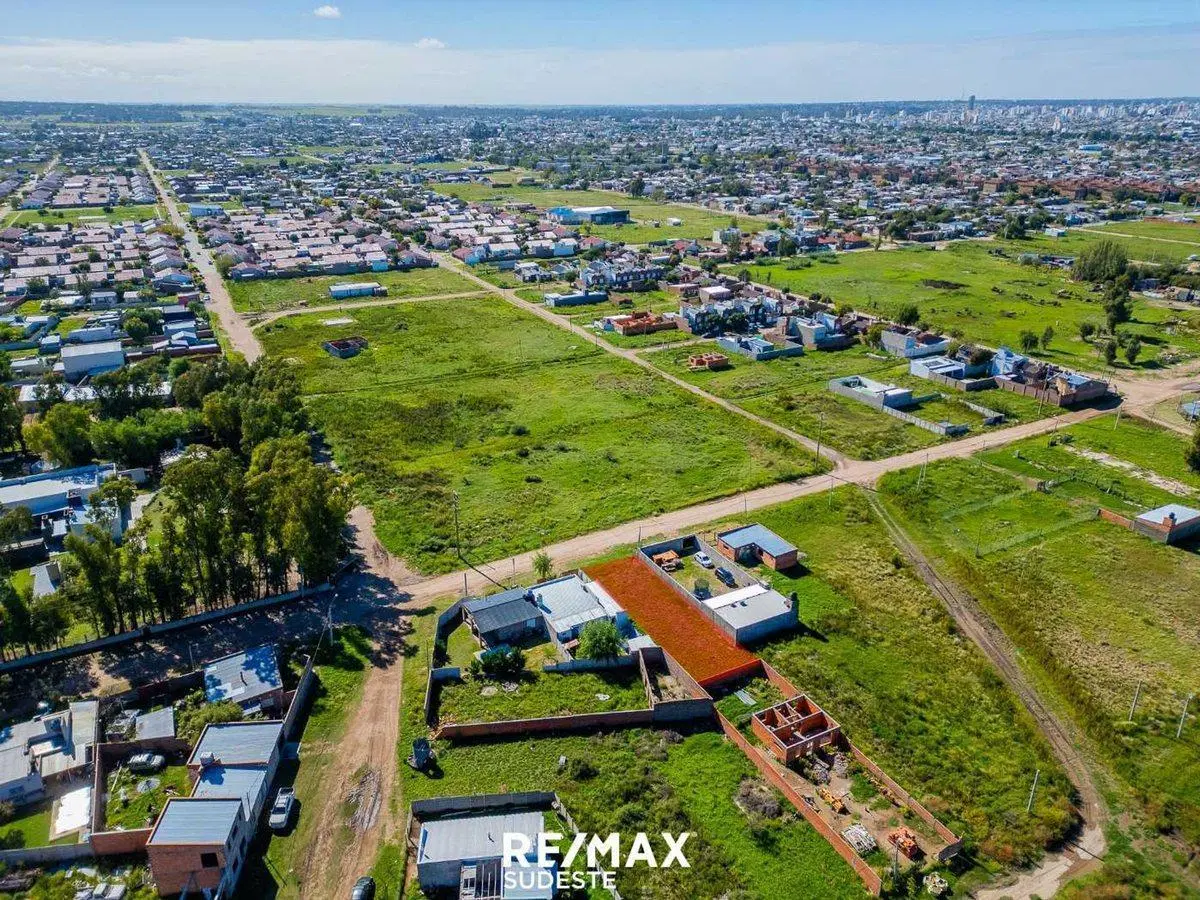 VENTA LOTE MALVINAS 3300 4