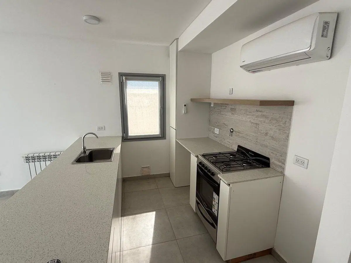 VENTA DEPARTAMENTO CON VISTA AL MAR 3
