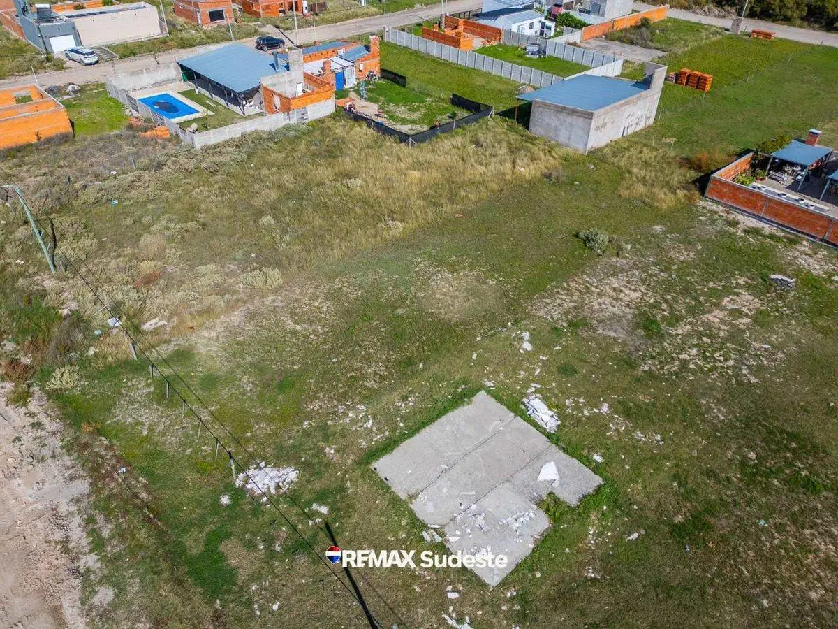 Venta lote en gral D. Cerri 4