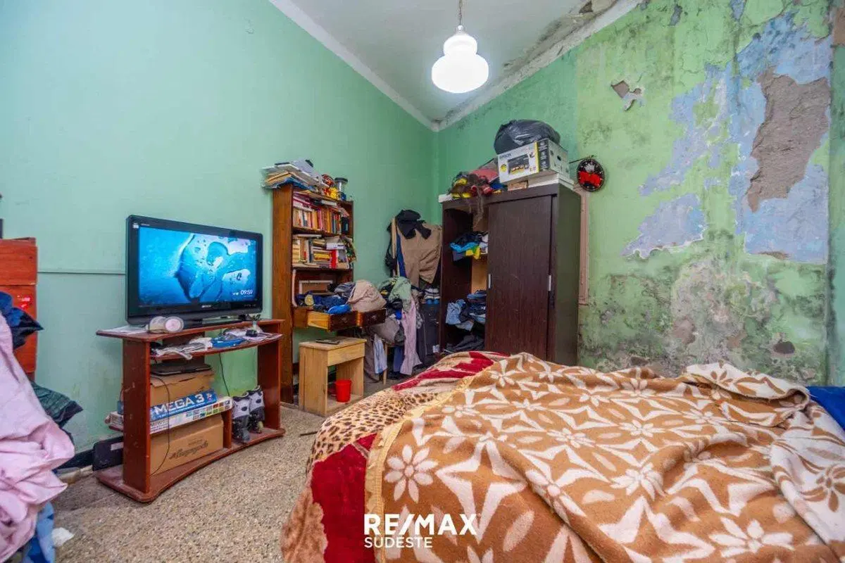 VENTA CASA PARA REFACCIONAR 3