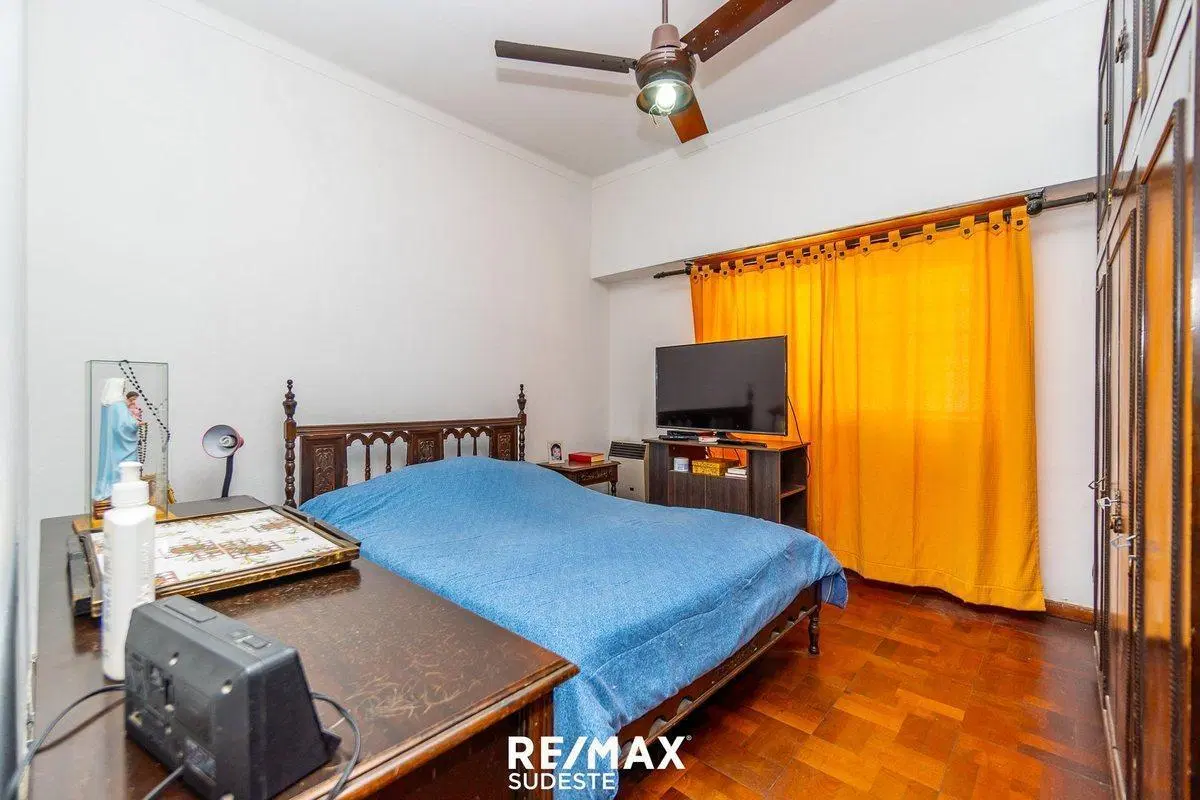 VENTA CASA 2 DORMITORIOS VILLA MITRE 4