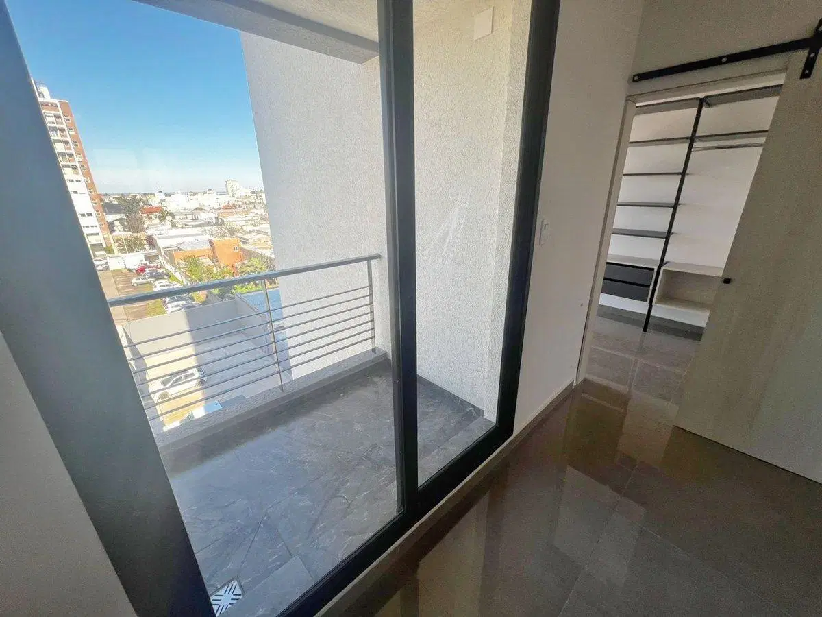 VENTA A ESTRENAR CON COCHERA 4