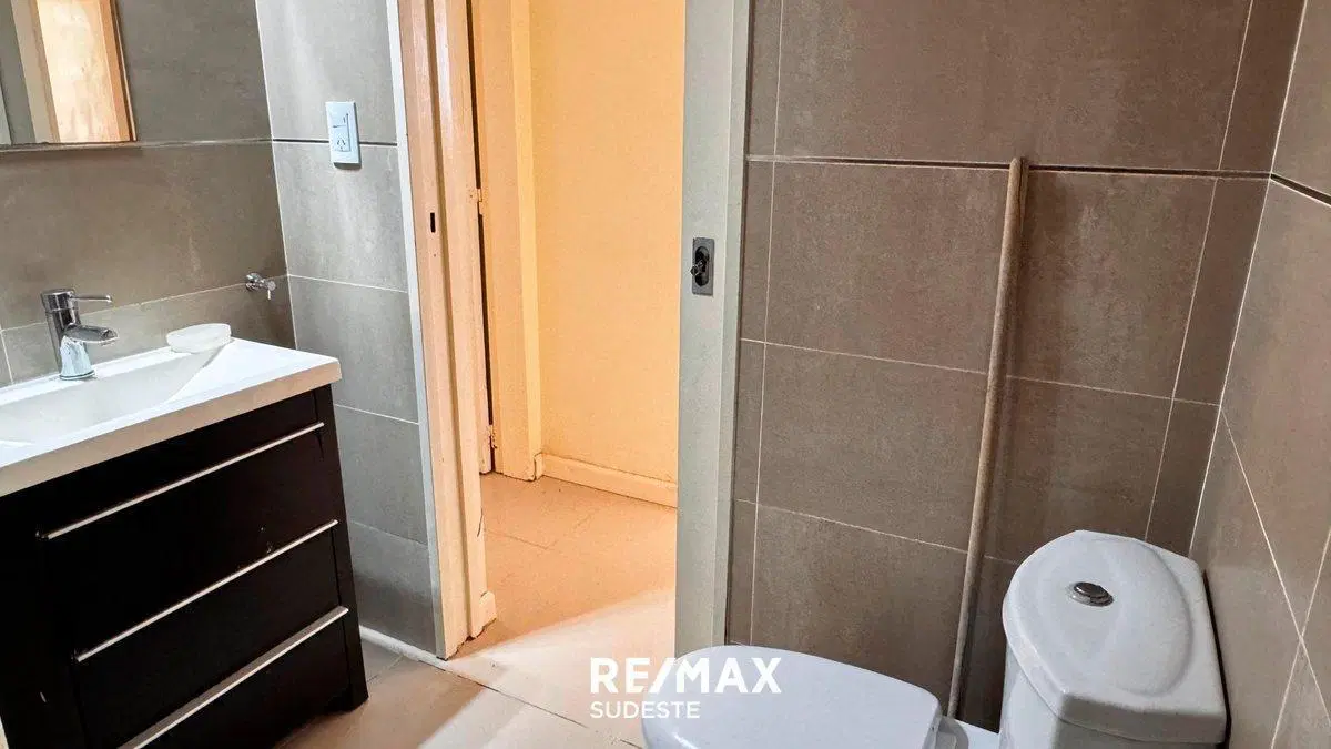 CASA A METROS DEL MAR - MONTE HERMOSO 4