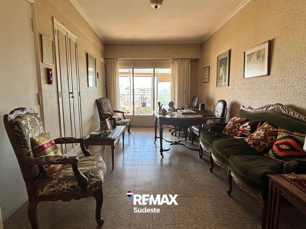 Foto de Venta Departamento 2 Dormitorios + 1 de Servicio, imagen 1