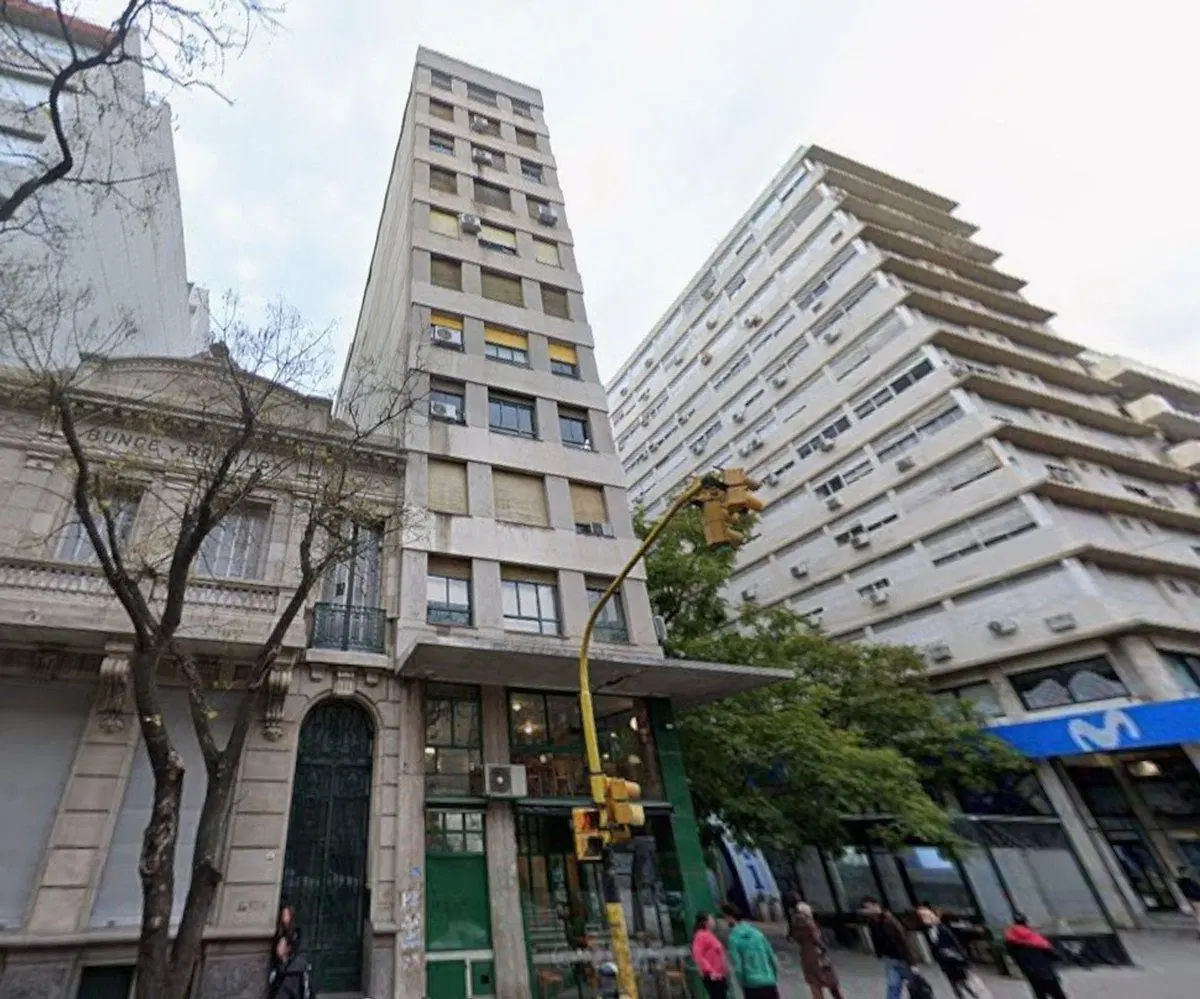 ALQUILER  OFICINAS EN BLOQUE 130 M2  COLON Y DRAGO 2
