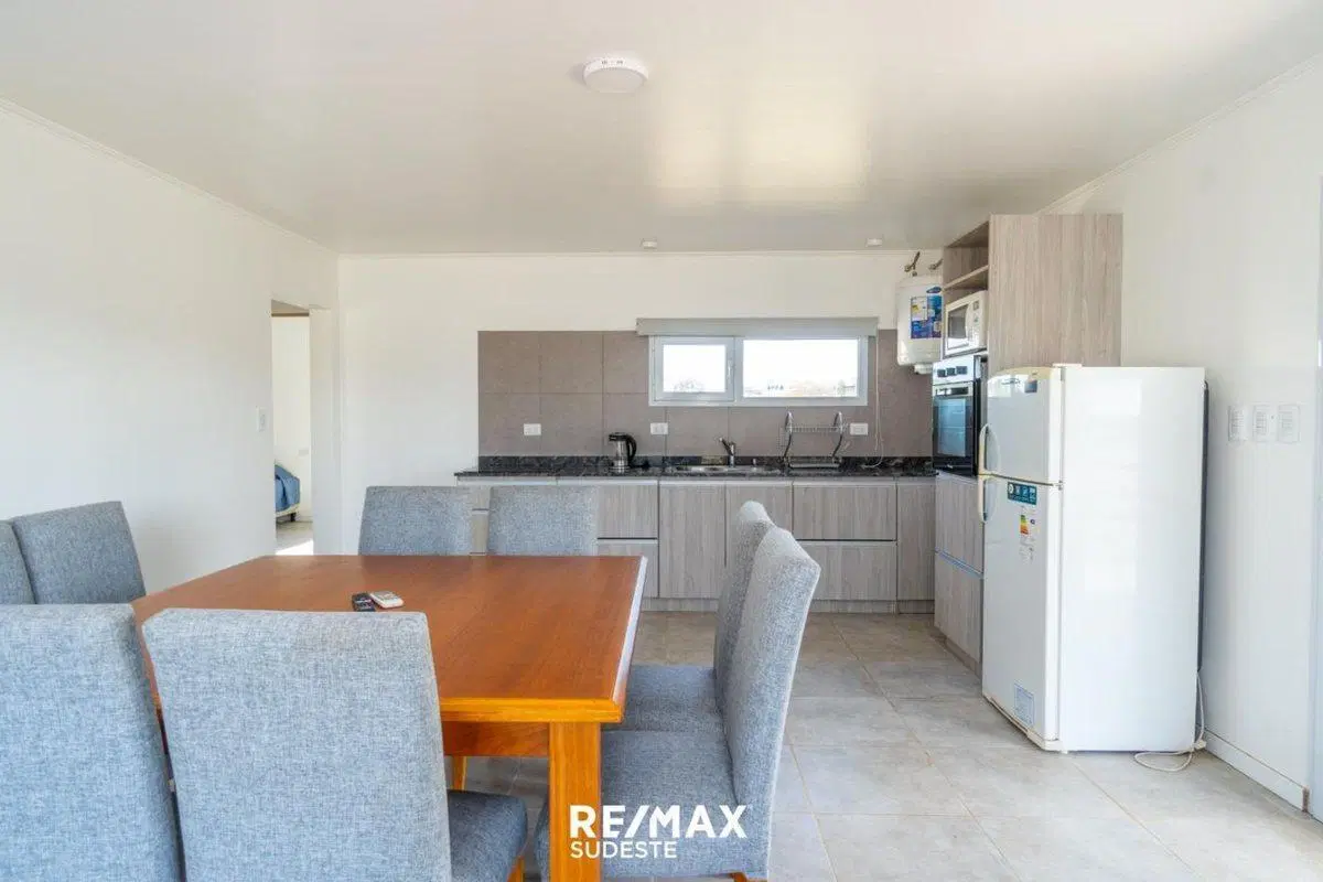 VENTA CASA 3 AMBIENTES LAS LOMAS MONTE HERMOSO 4