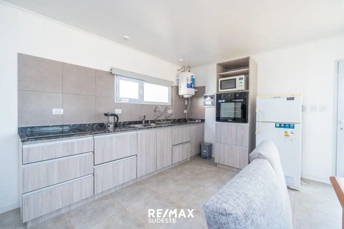 VENTA CASA 3 AMBIENTES LAS LOMAS MONTE HERMOSO 3