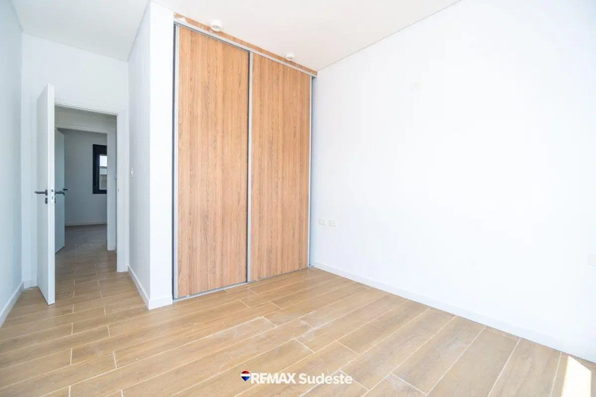 VENTA DEPTO 3 AMB COCHERA CENTRO MONTE HERMOSO 3