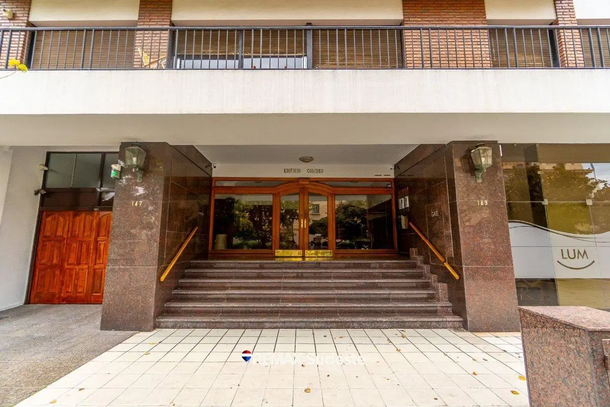 DPTO- EDIFICIO COLISEO-  DORREGO 100 2