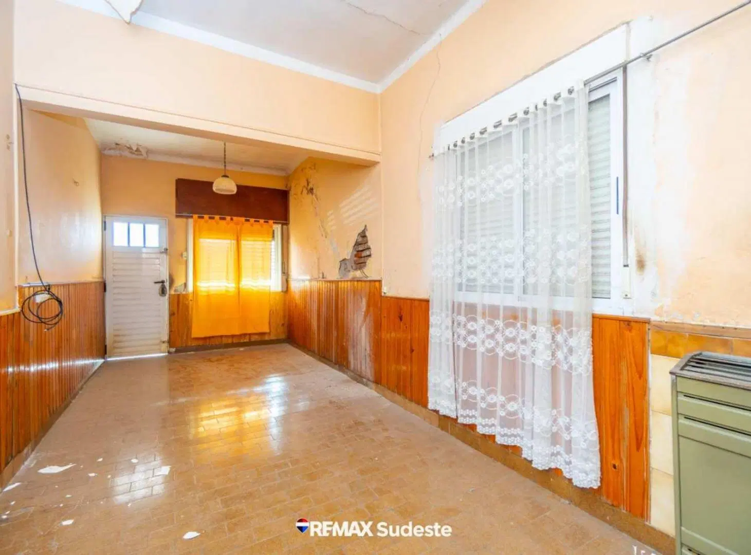 VENTA CASA DOS DORMITORIOS CON GARAGE Y PATIO 2