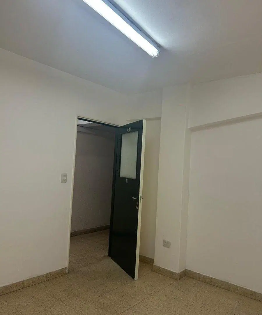 Consultorio/ Oficina centrico 2