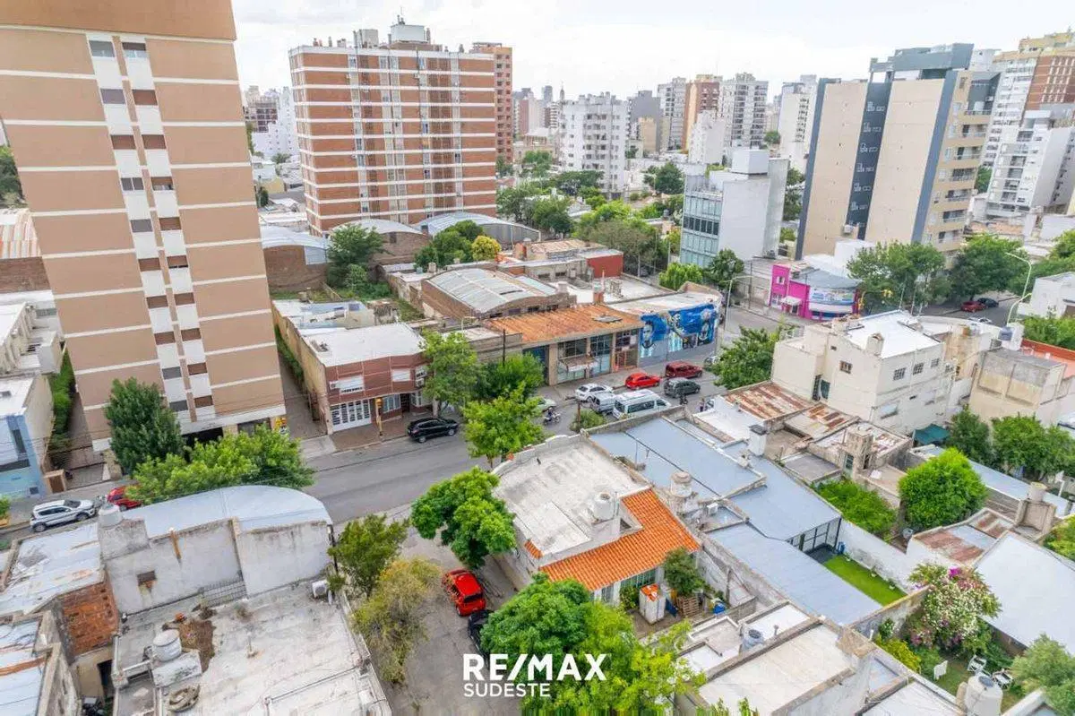 VENTA PARA DESARROLLO HASTA 15 PISOS PLENO ESTOMBA 4