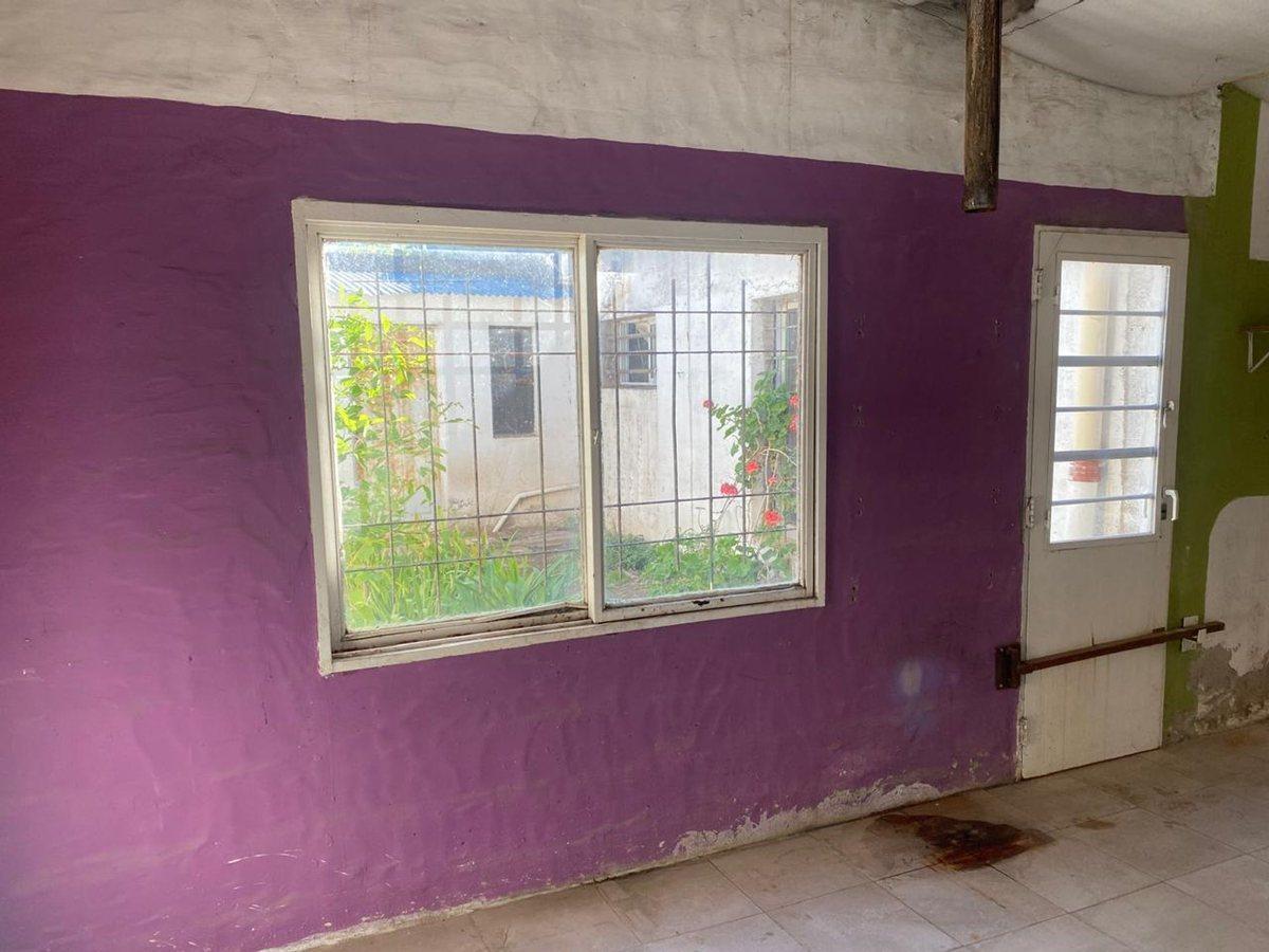 Foto de Vendo Casa ideal salón o deposito., imagen 3