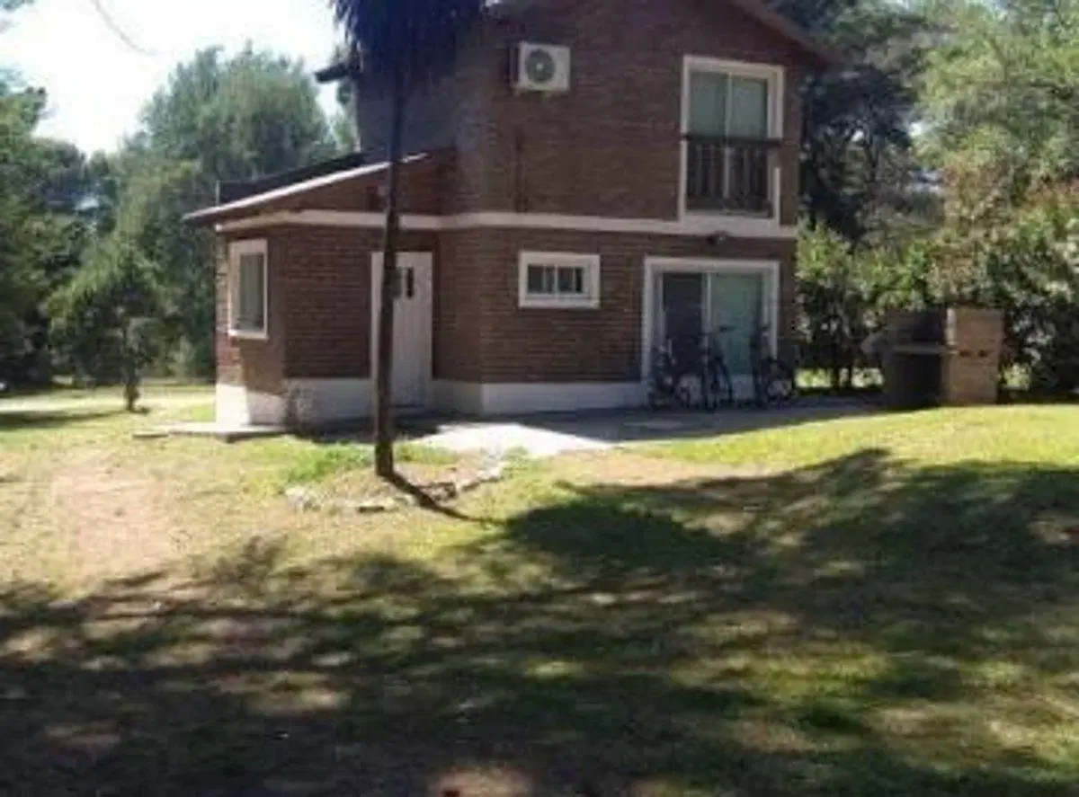 VENTA 2  CASAS EN VILLA VENTANA SOBRE AMPLIO LOTE 3